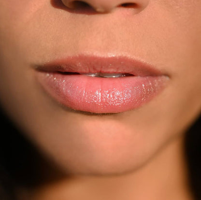 EOS Holiday Raspberry Cloud & Blackberry Bellini Limited Lip Butter